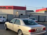 Mercedes-Benz E 230 1996 годаfor3 500 000 тг. в Шымкент – фото 2