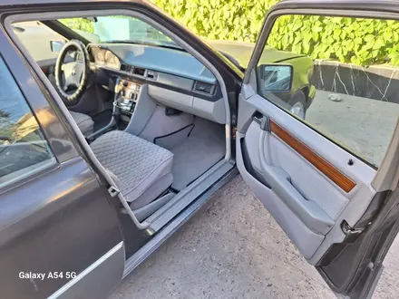 Mercedes-Benz E 260 1988 года за 1 300 000 тг. в Шымкент – фото 8