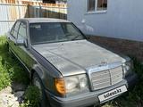 Mercedes-Benz E 200 1992 года за 800 000 тг. в Алматы – фото 5