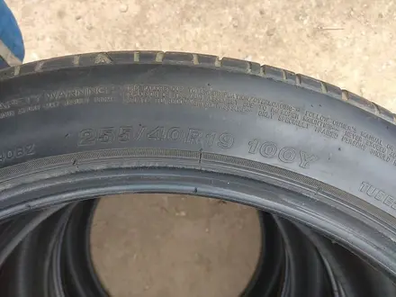 4 летние шины 255/40 R19, 3 балона — "Bridgestone Potenza RE040" за 100 000 тг. в Астана – фото 11