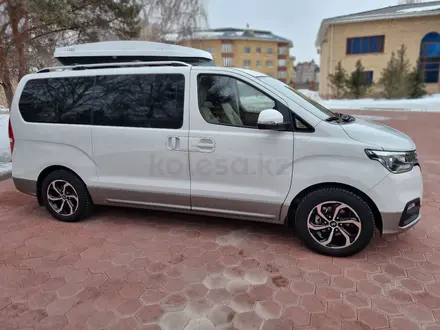 Hyundai H-1 2020 года за 15 500 000 тг. в Астана – фото 2