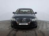 Volkswagen Passat 2006 годаүшін1 990 000 тг. в Астана – фото 2
