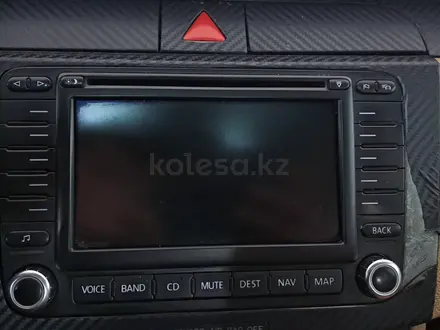 Volkswagen Passat 2006 года за 1 990 000 тг. в Астана – фото 20