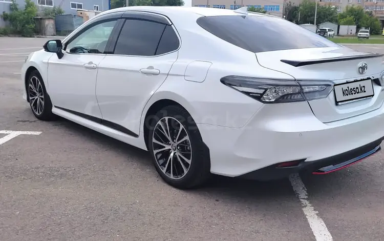 Toyota Camry 2021 года за 17 000 000 тг. в Петропавловск