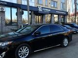 Toyota Camry 2014 года за 8 300 000 тг. в Уральск – фото 3