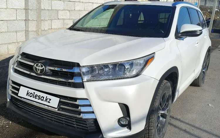 Toyota Highlander 2017 годаүшін17 000 000 тг. в Шымкент