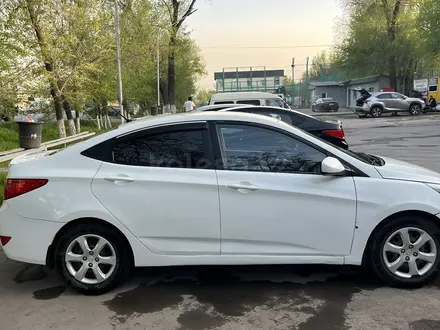 Hyundai Accent 2014 года за 4 800 000 тг. в Алматы – фото 2