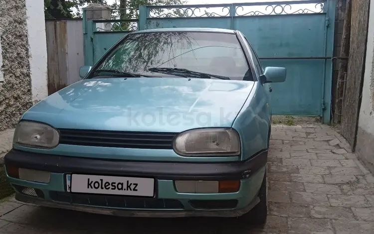 Volkswagen Golf 1995 годаүшін1 450 000 тг. в Алматы