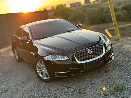 Jaguar XJ 2010 года за 12 500 000 тг. в Алматы – фото 15