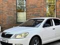 Skoda Octavia 2012 года за 5 000 000 тг. в Уральск – фото 2