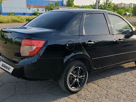 ВАЗ (Lada) Granta 2190 2014 года за 1 650 000 тг. в Караганда – фото 4