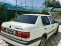 Volkswagen Vento 1996 годаfor900 000 тг. в Актобе – фото 4