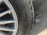 Резину зимние шипованную бу в хорошем состоянии за 60 000 тг. в Талгар