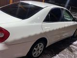 Toyota Camry 2004 года за 2 550 000 тг. в Шымкент – фото 4