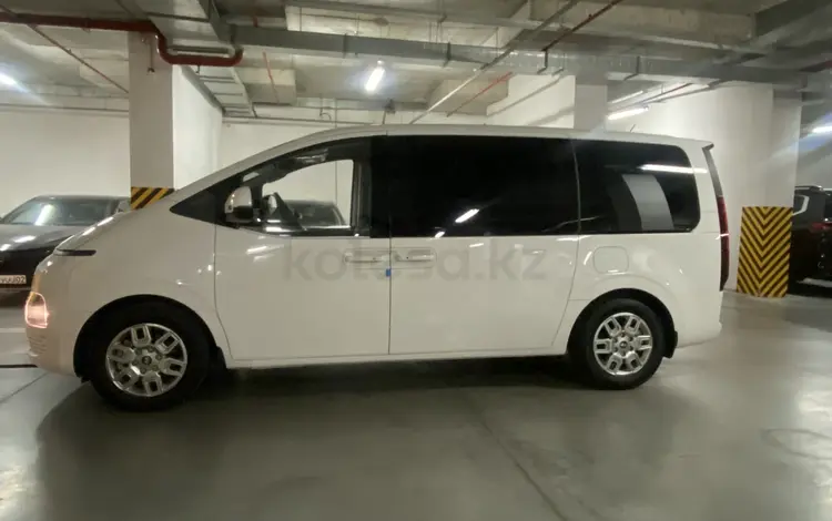 Hyundai Staria 2024 годаүшін24 999 999 тг. в Алматы
