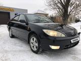 Toyota Camry 2004 годаүшін5 500 000 тг. в Семей