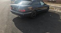 Mercedes-Benz E 200 2001 года за 3 700 000 тг. в Талдыкорган – фото 5