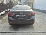 Hyundai Elantra 2015 года за 6 300 000 тг. в Жетысай – фото 4