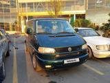 Volkswagen Multivan 1994 годаүшін5 300 000 тг. в Алматы