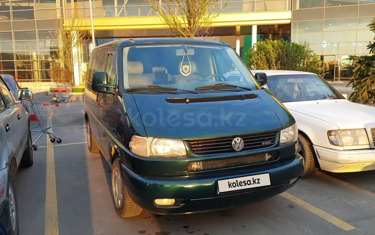 Volkswagen Multivan 1994 годаүшін5 300 000 тг. в Алматы