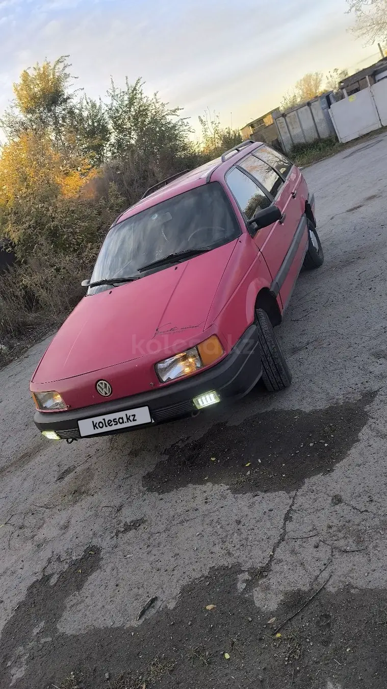Volkswagen Passat, 1990