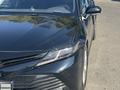Toyota Camry 2018 годаүшін11 300 000 тг. в Алматы – фото 4