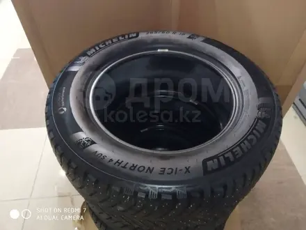 Michelin X-ICE NORT 4 SUV 265/60 R18 за 240 000 тг. в Щучинск