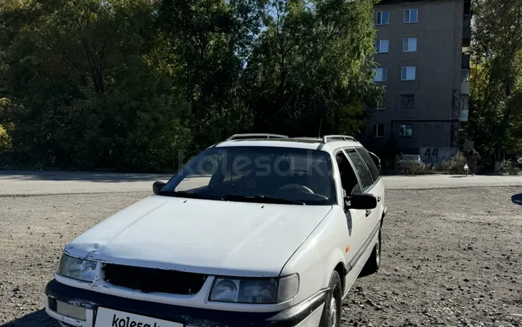 Volkswagen Passat 1995 годаfor1 100 000 тг. в Караганда