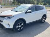 Toyota RAV4 2016 года за 10 300 000 тг. в Атырау – фото 3
