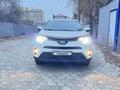 Toyota RAV4 2016 года за 9 800 000 тг. в Атырау