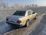 Mercedes-Benz E 260 1988 годаүшін1 250 000 тг. в Алматы – фото 4