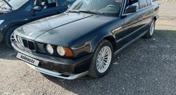 BMW 520 1991 года за 1 350 000 тг. в Алматы – фото 2