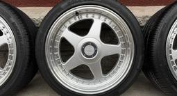 Разноширокие диски с шинами за 360 000 тг. в Алматы – фото 3