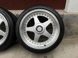 Разноширокие диски с шинами за 360 000 тг. в Алматы – фото 5