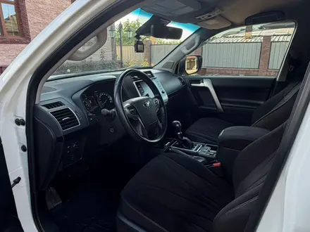 Toyota Land Cruiser Prado 2023 года за 40 000 000 тг. в Алматы – фото 14