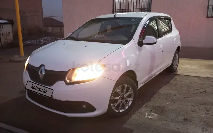 Renault Sandero 2015 года за 3 000 000 тг. в Алматы