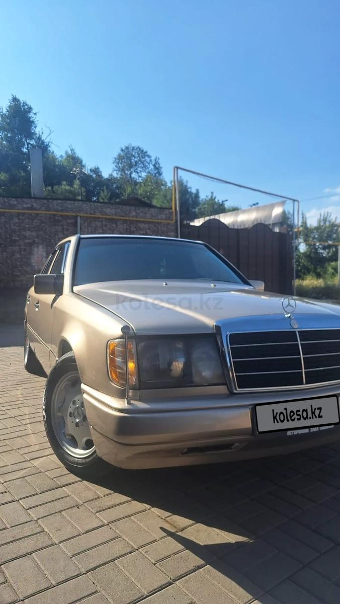 Mercedes-Benz E 230 1990 г.