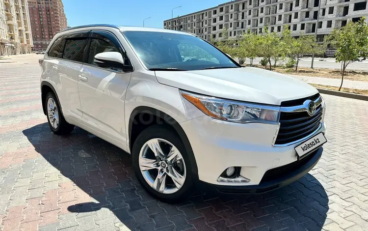 Toyota Highlander 2016 годаfor19 500 000 тг. в Актау