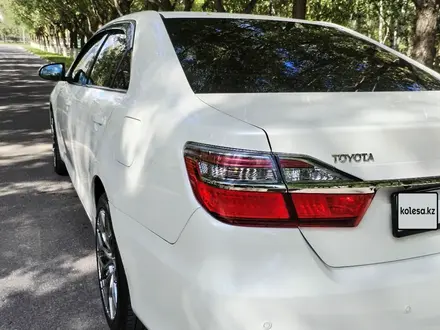 Toyota Camry 2015 года за 10 300 000 тг. в Астана – фото 3