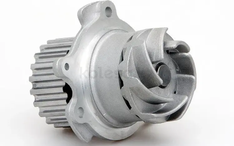 Водяная помпа за 15 000 тг. в Алматы