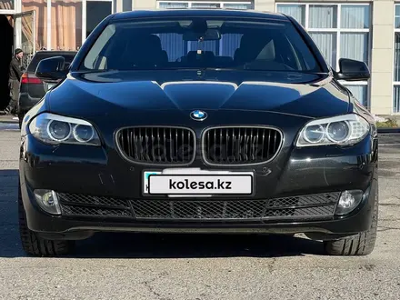 BMW 520 2012 года за 12 000 000 тг. в Алматы – фото 2