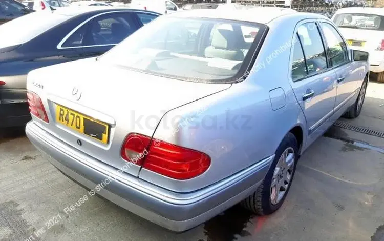 Mercedes-Benz E 240 1998 годаүшін598 654 тг. в Темиртау