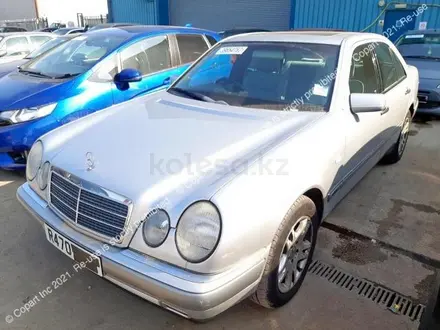 Mercedes-Benz E 240 1998 года за 598 654 тг. в Темиртау – фото 4