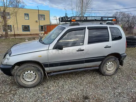 Chevrolet Niva 2004 года за 2 400 000 тг. в Рудный – фото 3