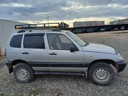 Chevrolet Niva 2004 года за 2 400 000 тг. в Рудный – фото 6