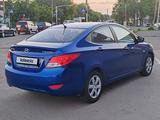 Hyundai Solaris 2011 годаүшін3 990 000 тг. в Караганда – фото 4