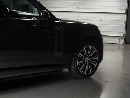 Land Rover Range Rover 2022 года за 90 000 000 тг. в Алматы – фото 2