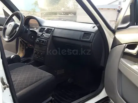 ВАЗ (Lada) Priora 2172 2013 года за 1 500 000 тг. в Алматы – фото 16