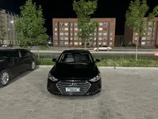 Hyundai Elantra, 2018