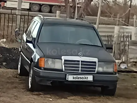 Mercedes-Benz E 230 1991 года за 1 600 000 тг. в Астана